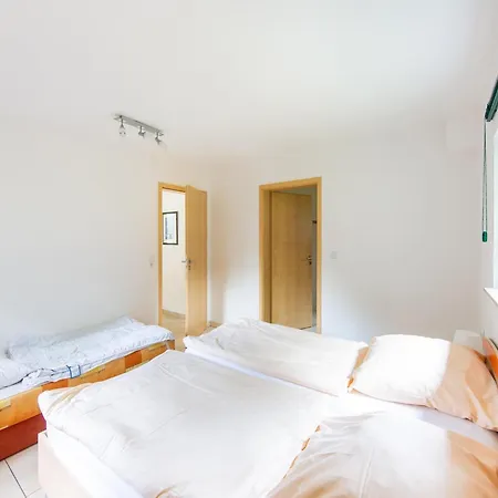 Spacious Semi Detached House With Wood Stove Located Directly On The Rennsteig *