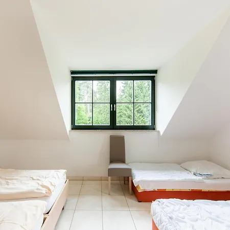 Spacious Semi Detached House With Wood Stove Located Directly On The Rennsteig Eisfeld