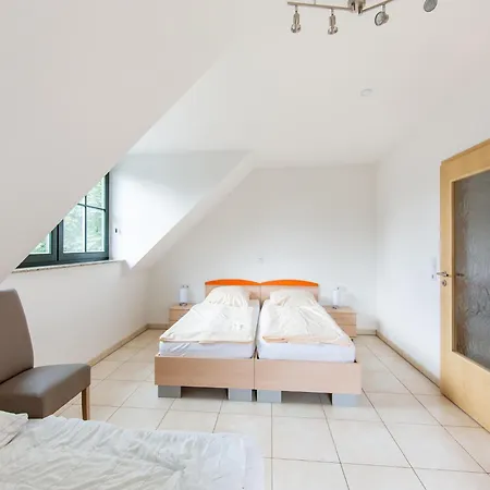 Spacious Semi Detached House With Wood Stove Located Directly On The Rennsteig Eisfeld