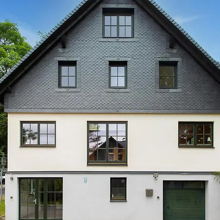 Spacious Semi-detached House With Wood Stove Located Directly On The Rennsteig * Eisfeld