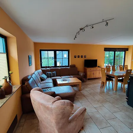 Spacious Semi-detached House With Wood Stove Located Directly On The Rennsteig * Eisfeld