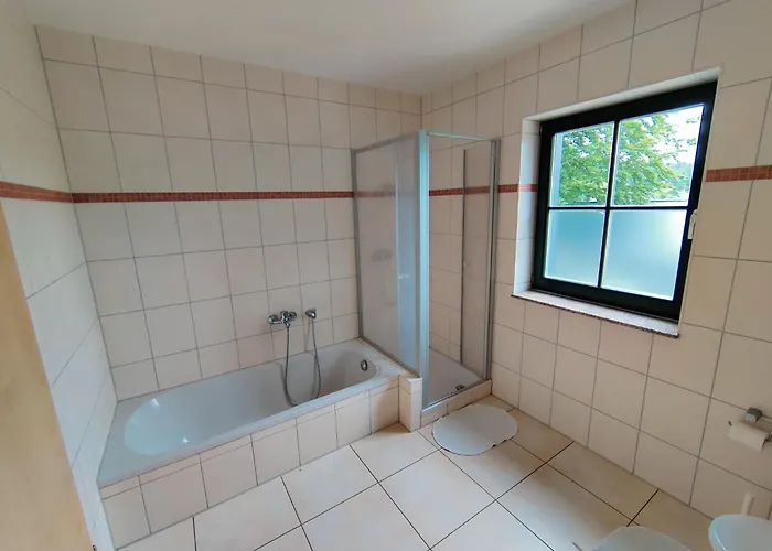 Spacious Semi-detached House With Wood Stove Located Directly On The Rennsteig Vakantiehuis Eisfeld