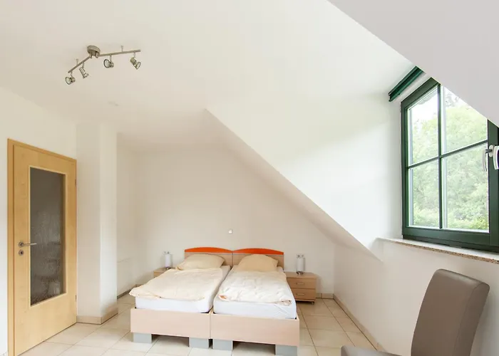 Spacious Semi-detached House With Wood Stove Located Directly On The Rennsteig *