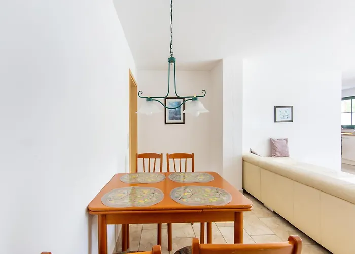 Spacious Semi-detached House With Wood Stove Located Directly On The Rennsteig Eisfeld